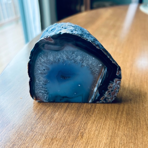Agate Geode Crystal rock - Picture 2 of 7